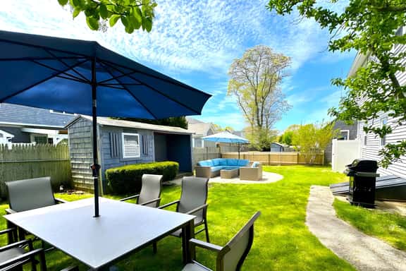 Tataket Cottage by Beaches - Image 1