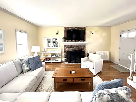 Tataket Cottage by Beaches