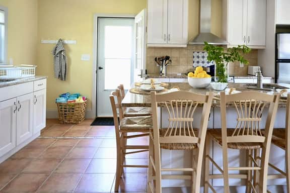 Tataket Cottage by Beaches
